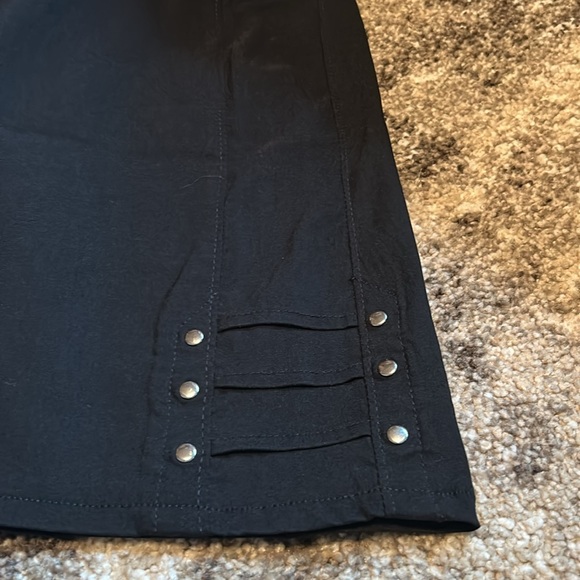 NWT Elegant Black Women's Skort size 9 - Picture 5 of 10